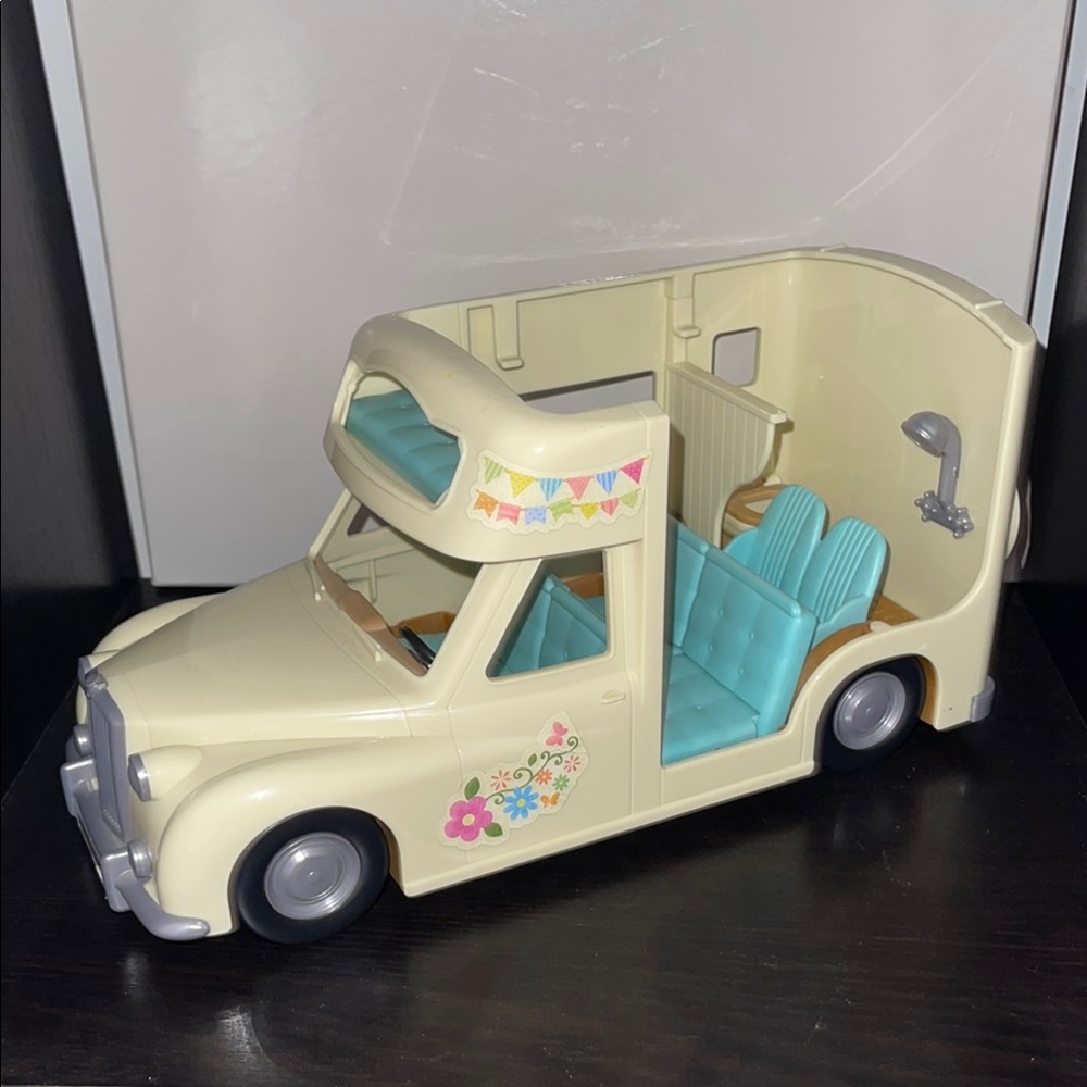 Sylvanian Families Calico Critters Family Campervan